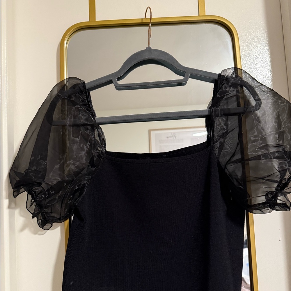 House of Harlow Puff Sleeve Top